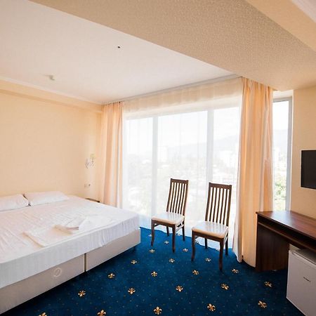 Evropa Hotel Gagra Exterior foto