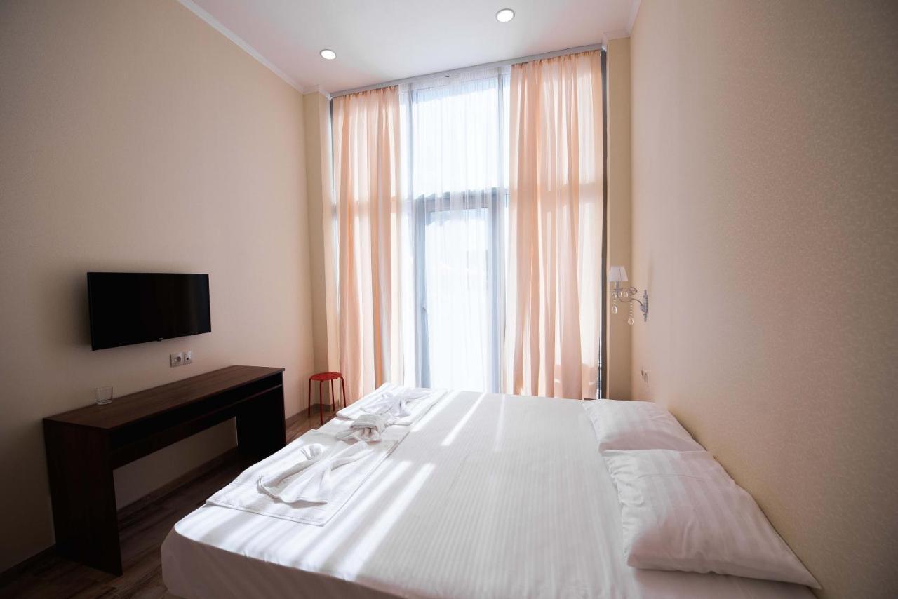 Evropa Hotel Gagra Exterior foto